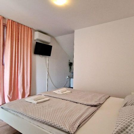 Cozy Room Peny Karlovac Luaran gambar